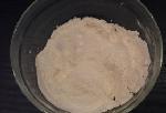 Etape 1 : La farine et le sel