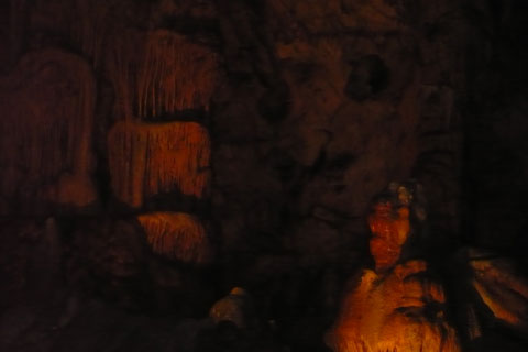 Eclairage dans la grotte