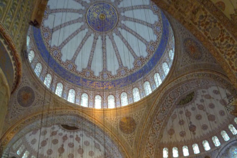 Intérieur de la mosquée bleue