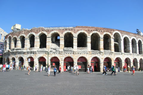 Vue sur l'amphithéâtre