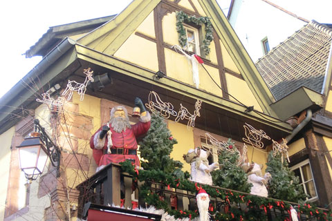 Balcon décoré à Riquewihr