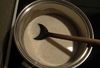 Etape 6 : Le lait dans la casserole